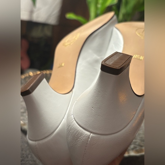 Vintage Bandolino Made in Italy Ivory Leather Pumps with Sculptural Bow 8.5 N - Picture 12 of 16